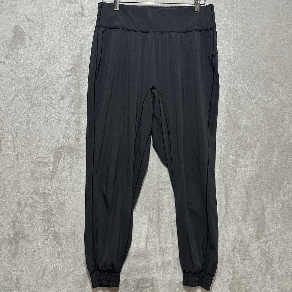 Lululemon Sun Setter Jogger Women's 10 Gray‎ Charcoal Lightweight Pocket Logo